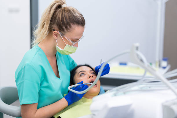 Best Emergency Tooth Extraction in South Elgin, IL